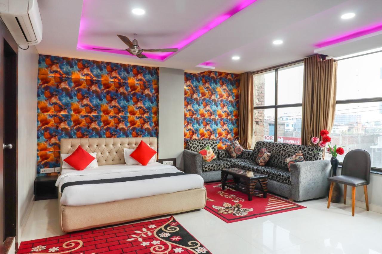 Capital O 70631 Hotel Dwarka International Darbhanga Екстер'єр фото