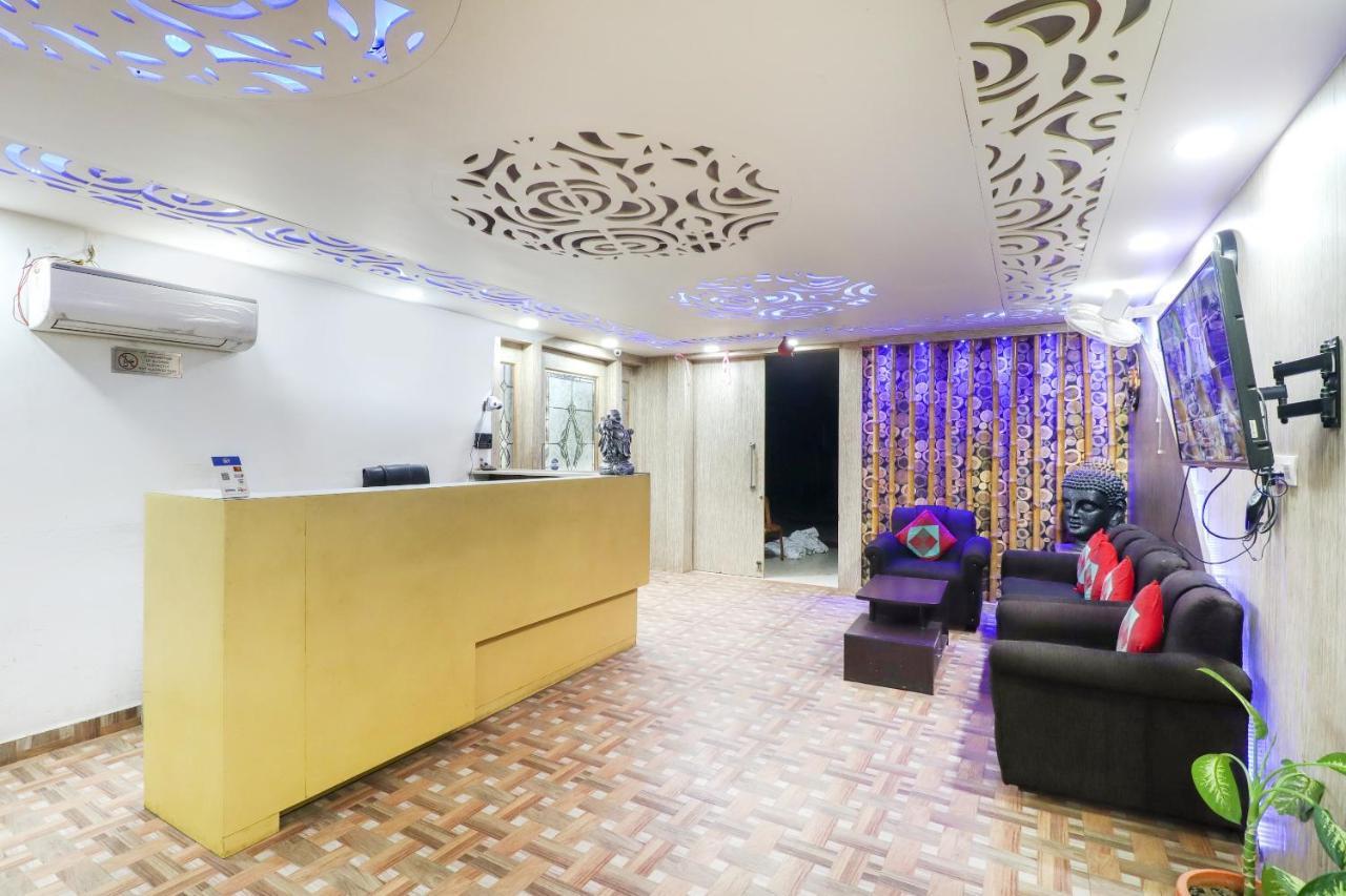Capital O 70631 Hotel Dwarka International Darbhanga Екстер'єр фото